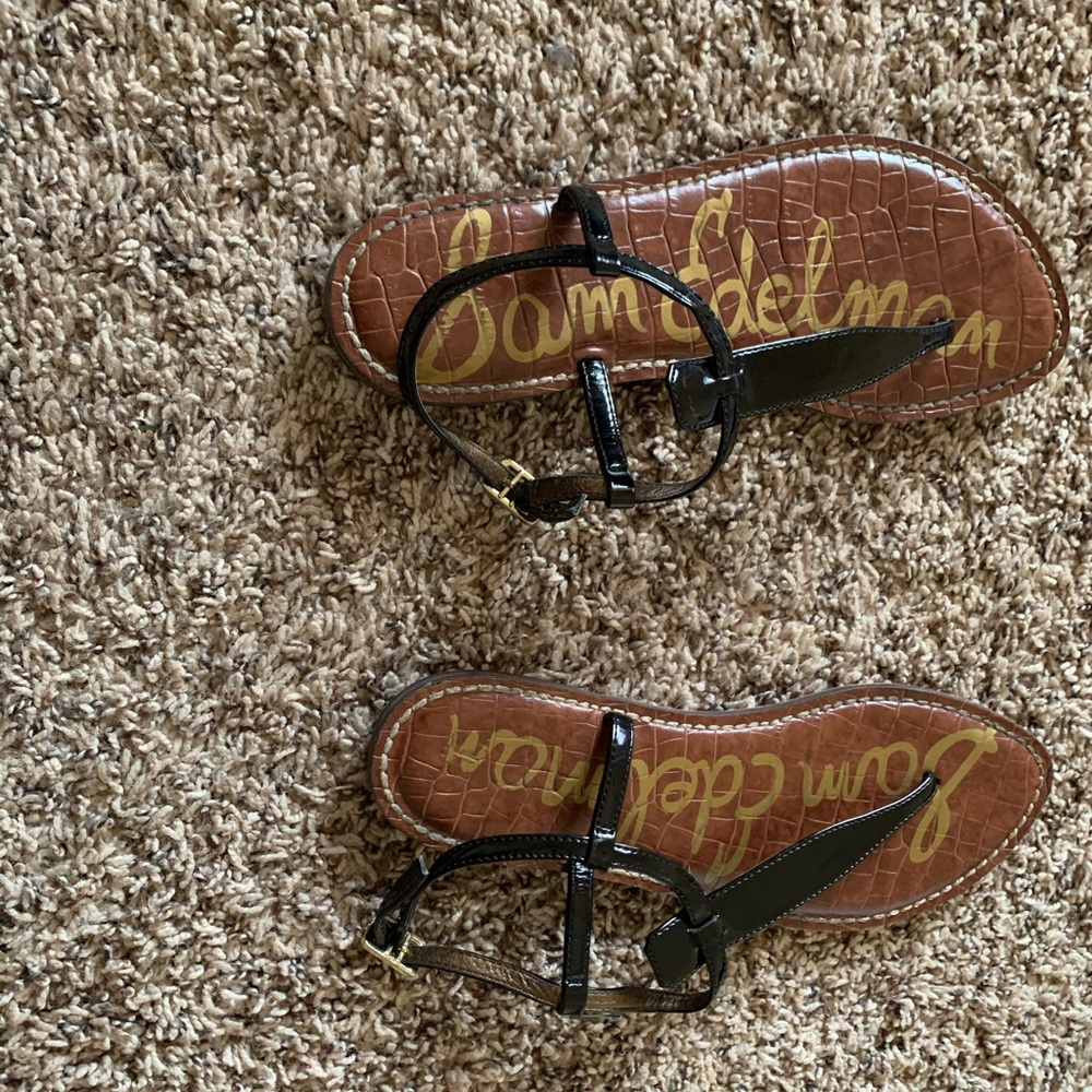 Women’s sandles